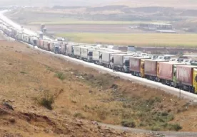 Chegarada to‘xtab turgan turkiyalik haydovchilar masalasiga izoh berildi фото