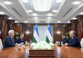 Мирзиёев тадбиркор Алекперов билан нималарни муҳокама қилди? фото