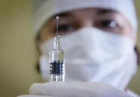 «Нуфуз хавфсизликдан устун келганда»: ғарб ОАВлари Россиянинг COVID-19га қарши вакцинаси ҳақида қандай фикрда? фото