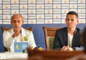 Жорван Виейра: "ОКМК футболчиси ноҳақ четлатилди" фото