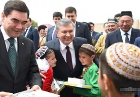 Shavkat Mirziyoyev va Gurbanguli Berdimuhamedov “Ulli hovli” majmuasida bo‘ldi (foto) фото