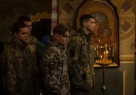 Taqdirlash vaqtida zarbaga uchragan ukrain jangchilari: «Bu harbiy rahbariyatning ahmoqligi» фото