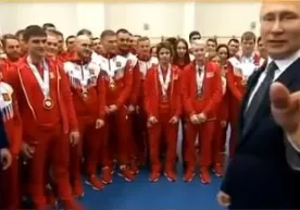 Putin bahaybat tansoqchisini chetga surib qoʻydi (video) фото