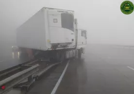 Qamchiqda yuk avtomobili ishtirokida YTH sodir bo‘ldi фото