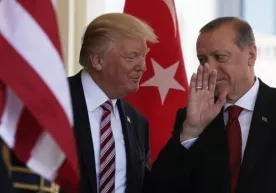 ВВС манбаси: «Эрдўған Трампнинг мактубини ахлат челагига отди!» фото