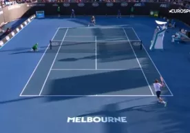 Istominning raqibi Australian Open’da hakamni "poyladi" фото