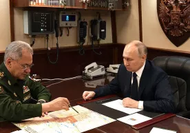 Shoygu Putinga Donetsk viloyatidagi Marinka shahri ishg‘ol etilgani haqida xabar berdi фото