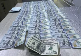 Андижонда четга олиб чиқаётган шахслардан 66,5 минг доллар тўхтатиб қолинди фото