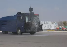 Тошкент шаҳрини Миллий гвардиянинг махсус техникалари ёрдамида дезинфекция қилиш бошланди фото