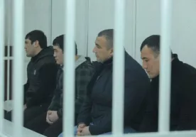 Жамшид Кенжаевни ўлдирганликда айбланаётганлар устидан суд иши бошланди фото