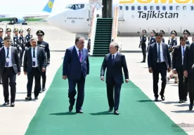 Тожикистон президенти Эмомали Раҳмон Ўзбекистонга келди фото