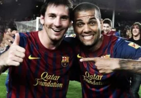 Alvesning fikricha, Messi Ronaldudan ustunligini isbotlamoqda фото