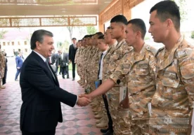 Шавкат Мирзиёев Ватан ҳимоячилари куни муносабати билан байрам табриги йўллади фото