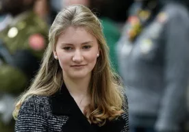 Belgiya malikasi va taxt vorisi harbiy akademiyaga o‘qishga kirdi фото
