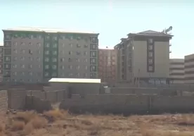 Навоийда ноқонуний уй-жой қуриш билан шуғулланган жиноий гуруҳ аъзолари қўлга олинди фото