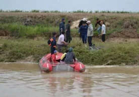 Sardobadagi suv toshqini zonasida o‘nlab odamlar qutqarildi (foto) фото