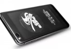 Икки экранли YotaPhone 3 смартфони намойиш этилди фото