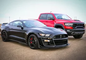 Дунёдаги энг кучли серияли пикап сайёрадаги энг тезкор Mustang’га қарши (видео) фото