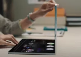 Samsung букланадиган экранли ноутбук ишлаб чиқармоқчи фото