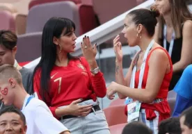 Ronaldu Jorjinaga Cartier'ning 615 ming funtlik uzugini sovg‘a qildi фото