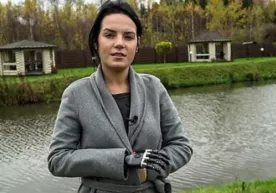 Xiyonat qilding deb er ayolning qo‘llarini bolta bilan chopgan (video) фото