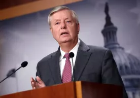 Amerikalik senator Rossiyani sulhga rozi bo‘lishga chaqirdi va sanksiyalar bilan tahdid qildi фото