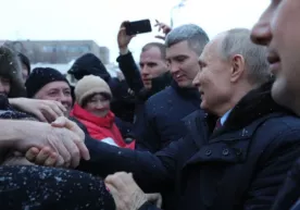 Putin uchun uyushtirilgan “fuqarolar bilan suhbat“da snayperlarni sezib qolishdi фото