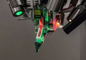 Ilon Maskning Neuralink kompaniyasi inson miyasini kompyuterga ilk bor qachon ulashi ma’lum bo‘ldi фото