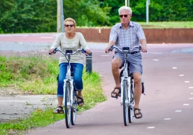 Найден наиболее эффективный способ продлить жизнь пожилым людям фото