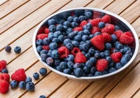 Aртритда оғриқни камайтирувчи озиқ-овқат маҳсулотлари фото