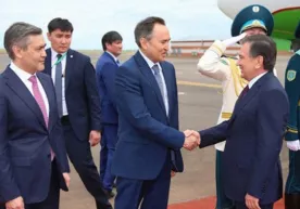 Shavkat Mirziyoyev Ostonada kutib olindi фото