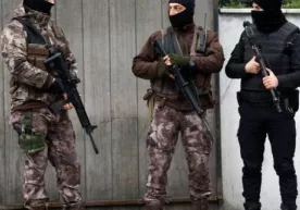 Туркияда тунги клубдаги терактга алоқадорликда гумон қилиниб, 23 киши қўлга олинган фото