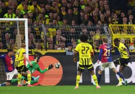 Borussia wins the match, but Barcelona advances фото