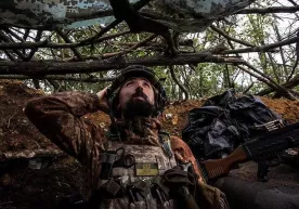 Ukraina qurolli kuchlari Maryinka qo‘ldan boy berilganini inkor etdi фото