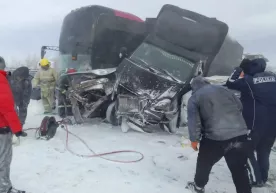 Olmaota–Toshkent trassasida 26 ta mashina to‘qnashdi (video) фото