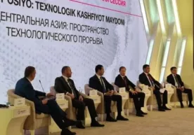 Manturov dollardan voz kechish va milliy valyutalardagi hisob-kitobga o‘tishga chaqirdi фото