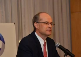 Albert Eger: "Islohotlar natijalarini ko‘rish uchun sabr qilish kerak" фото