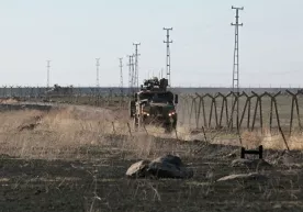 Rossiya harbiy politsiyasi Suriyada patrul xizmatini davom ettirmoqda фото