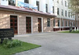 Jahon iqtisodiyoti va diplomatiya universitetiga qabul kvotalari belgilandi фото
