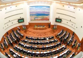 Senatning oʻn sakkizinchi yalpi majlisi ochildi фото