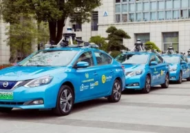 Xitoyda haydovchisiz robotaksi xizmati sinovi boshlandi фото