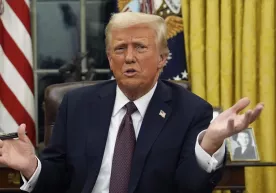Трамп ввел санкции против Колумбии, которая отказалась принимать самолеты с мигрантами фото