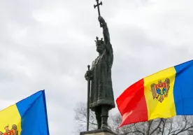Молдовада мансабдорлар россияликларга ноқонуний равишда яшаш учун рухсатнома берган фото