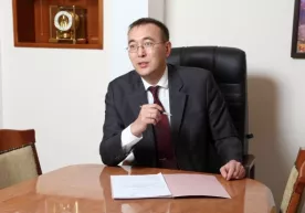Қирғизистон Марказий Банки раҳбари ўз орзуси билан бўлишди фото