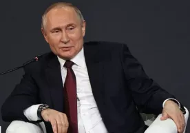 Putin Rossiya dollardan voz kechmoqchi emasligini aytdi фото