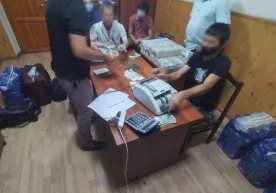 Сейф ичидан 2 миллиард сўмдан ортиқ пулларни ўғирлаб кетган гуруҳ ушланди фото