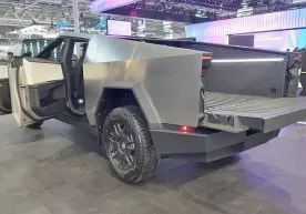 Tesla Cybertruck томидаги нуқсон учун қайтариб олинмоқда фото