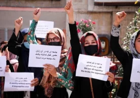 «Tolibon» yangi hukumatda ayollar uchun lavozimlar bo‘lishini va’da qildi фото