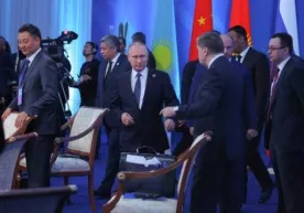 Давлат раҳбарларининг ноқулай вазиятларга учрагандаги ҳолатлари (Видео) фото