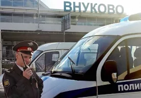 Dron hujumi xavfi sabab Moskva aeroportlarida muammo yuzaga keldi фото